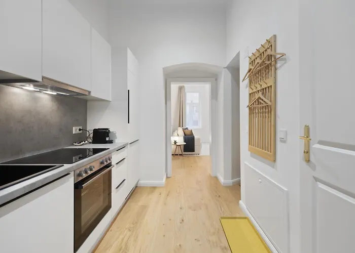 Apartamento Schoenbrunn Maison - Boutique 2 Bedroom In Viennas Greenest Quarter - By 4ty3 *