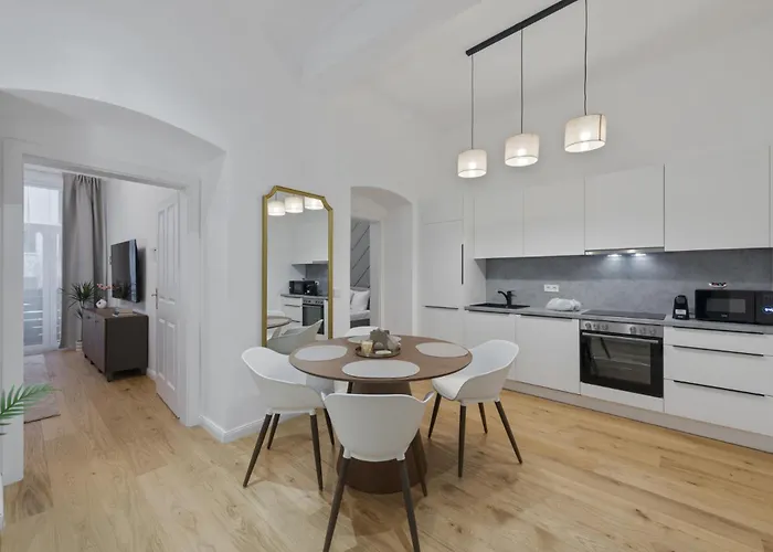 Schoenbrunn Maison - Boutique 2 Bedroom In Viennas Greenest Quarter - By 4ty3 Apartamento Viena