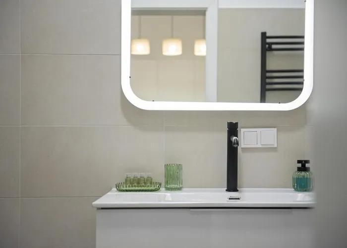 Schoenbrunn Maison - Boutique 2 Bedroom In Viennas Greenest Quarter - By 4ty3 Viena